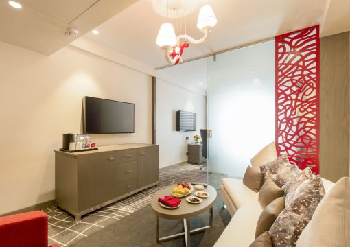 Aauris Suite